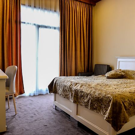 East Legend Hotel Baku Zewnętrze zdjęcie