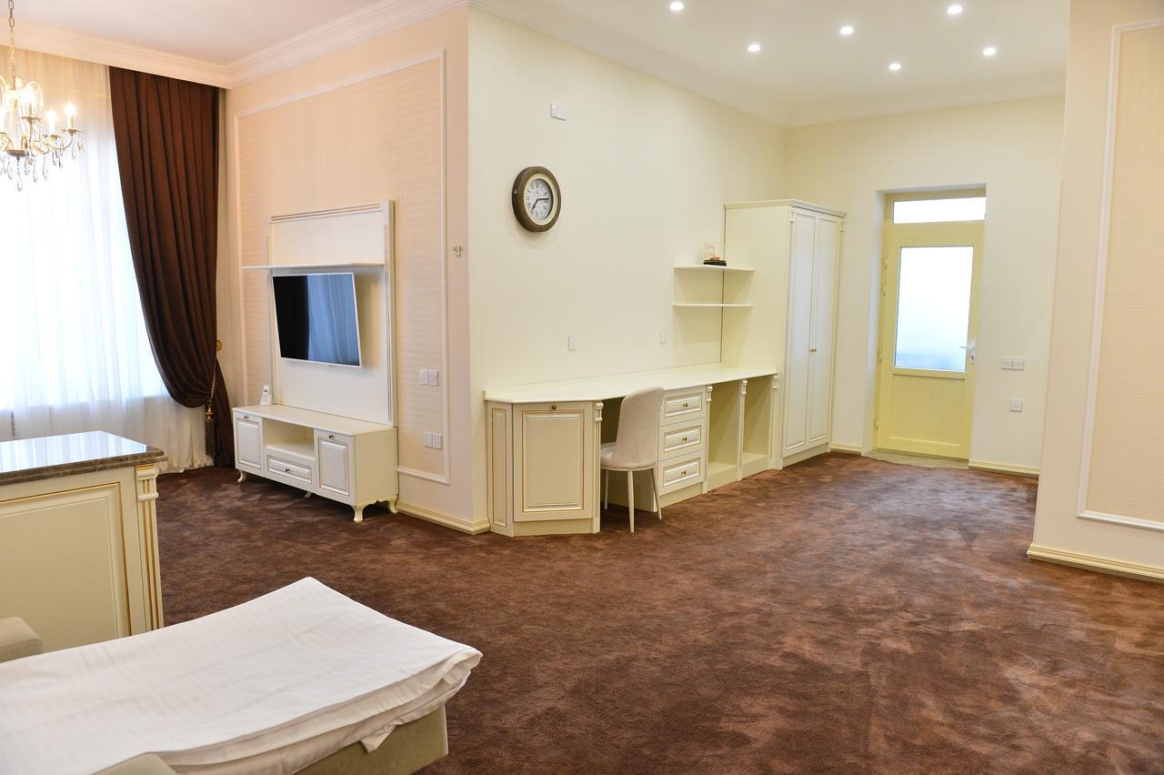 East Legend Hotel Baku Zewnętrze zdjęcie