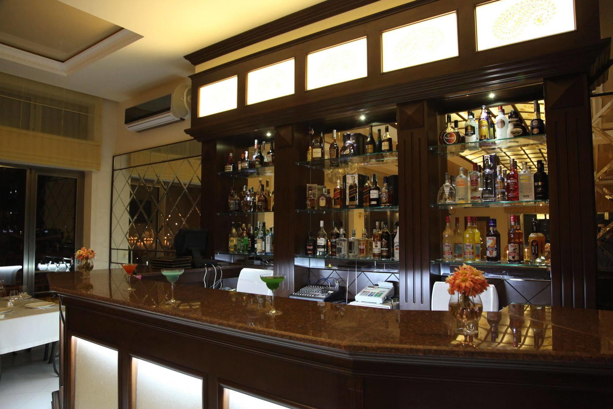 East Legend Hotel Baku Zewnętrze zdjęcie