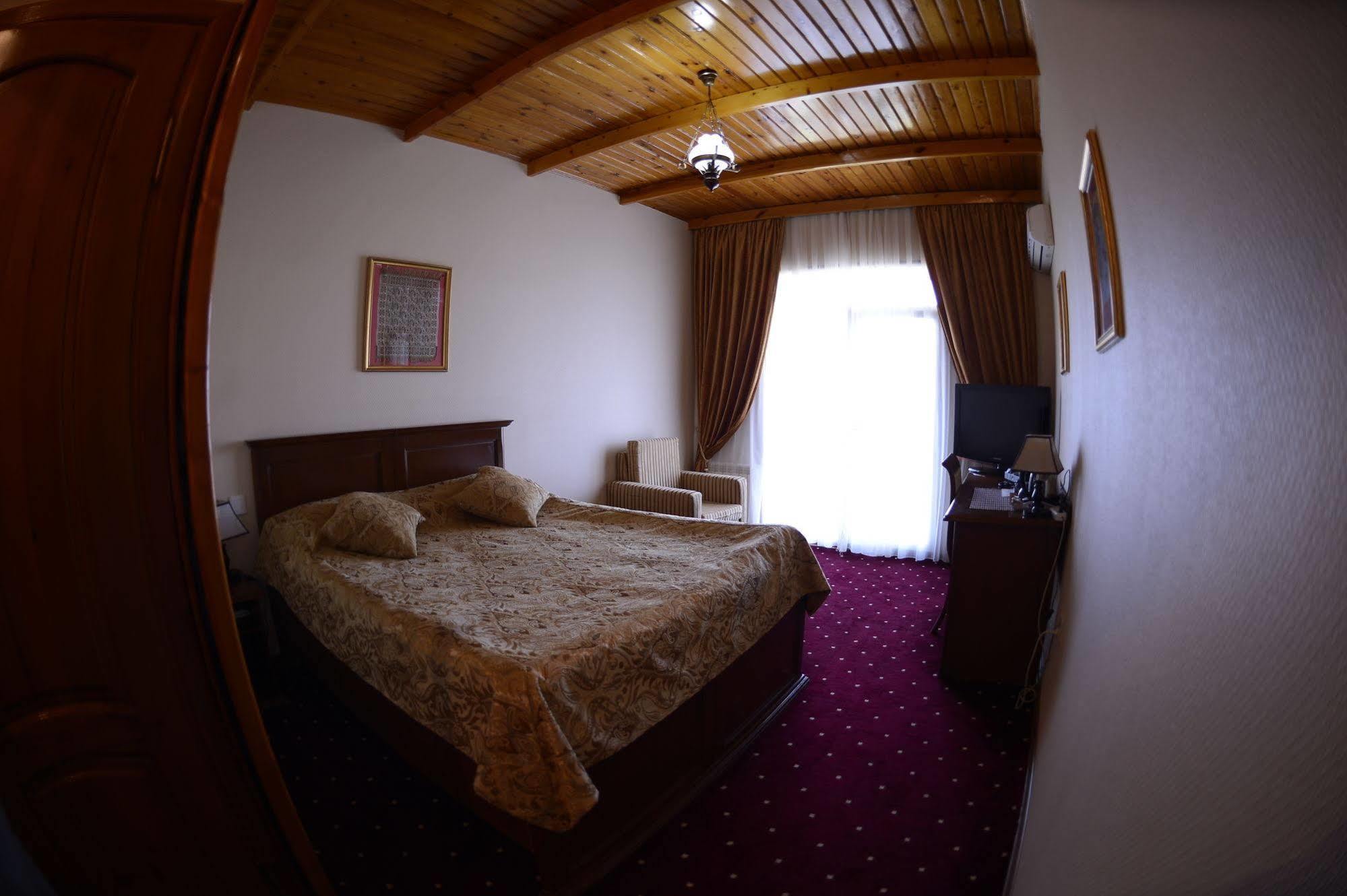 East Legend Hotel Baku Zewnętrze zdjęcie